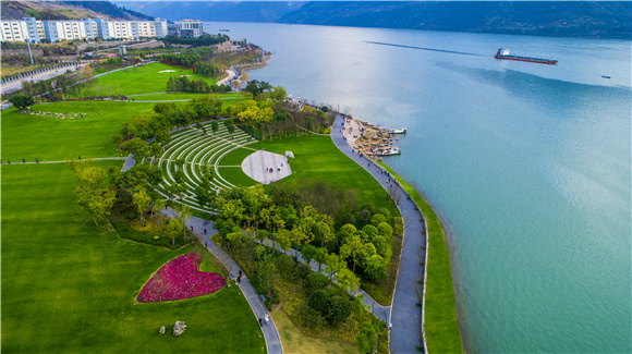 月光草坪形似月亮。云陽(yáng)縣委宣傳部供圖 華龍網(wǎng)發(fā)